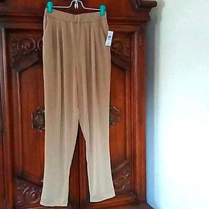 NWT Chanoly summer pants